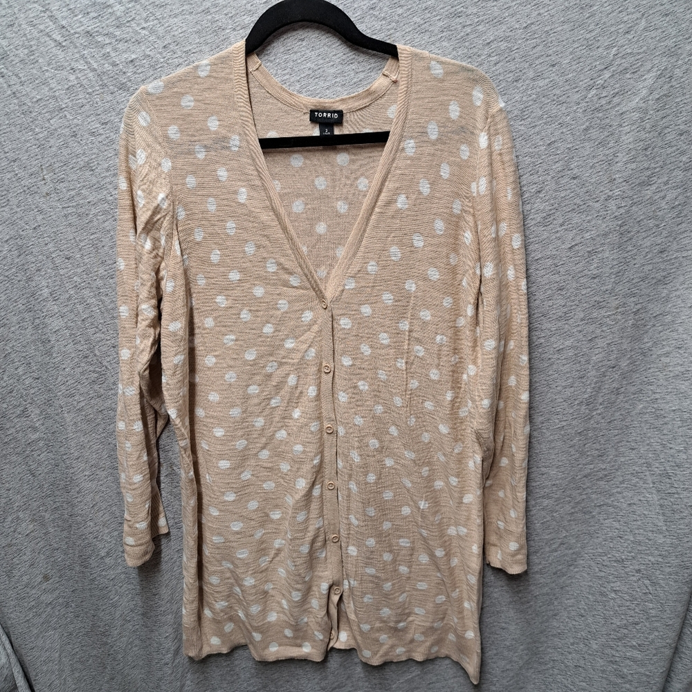 Torrid women's polkadot white and almond color long sleeve button-up car…